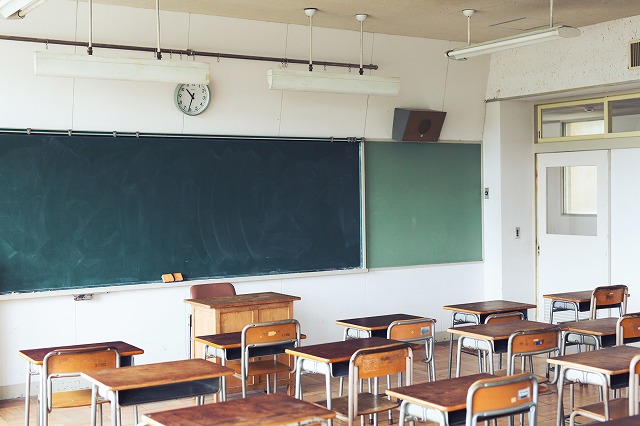 学校
